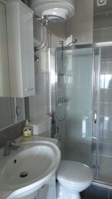 Apartments Braco Seget Vranjica Exterior photo